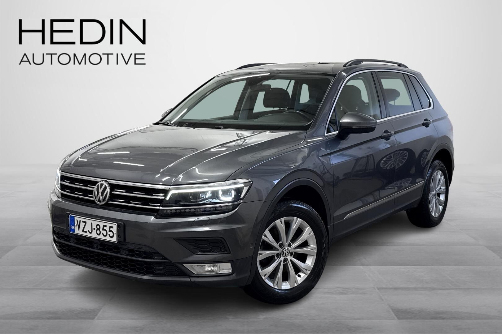Volkswagen TIGUAN - VZJ-855