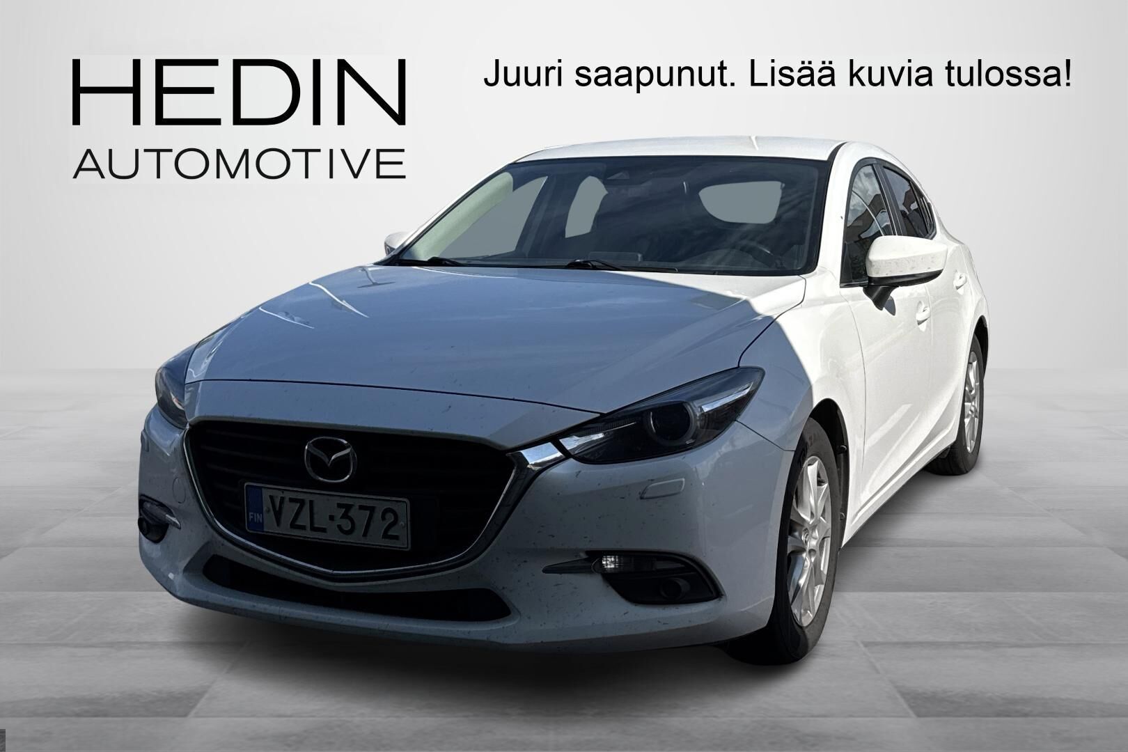 Mazda 3 - VZL-372