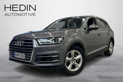 Audi Q7 - XNP-235