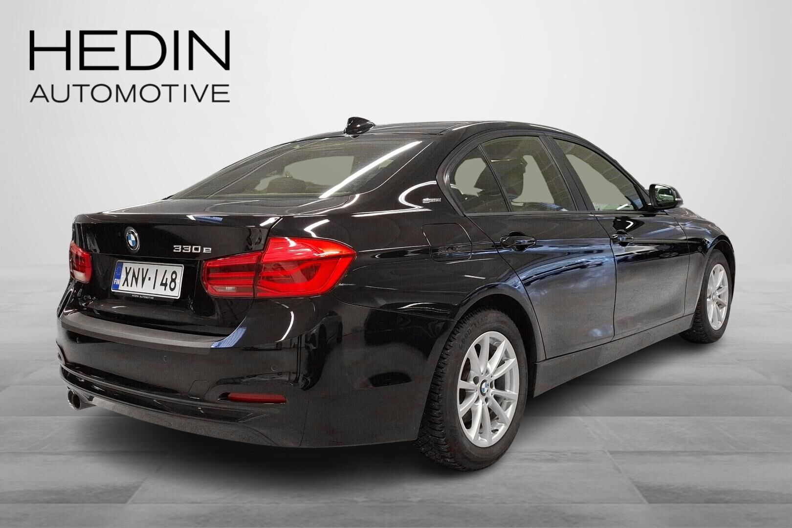 BMW 330 F30 Sedan 330e A Business 2016, kuva 5/23