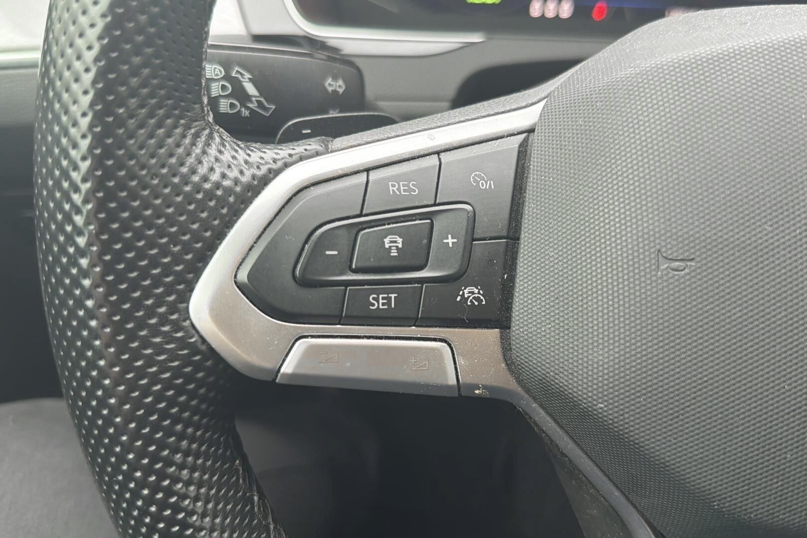 Volkswagen Passat 2022, kuva 7/7