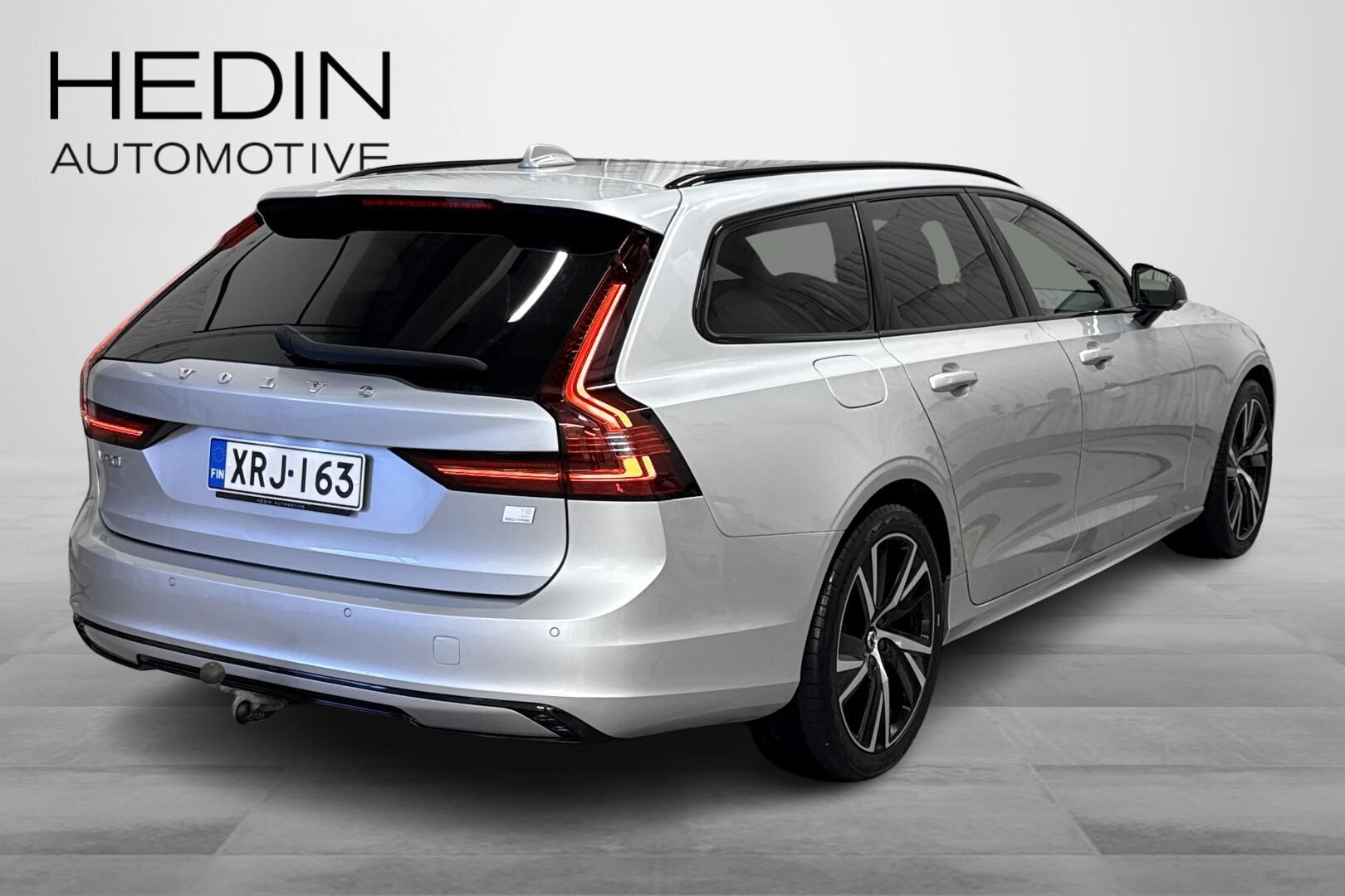 Volvo V90 T8 TwE AWD R-Design aut 2021, bild 3/43