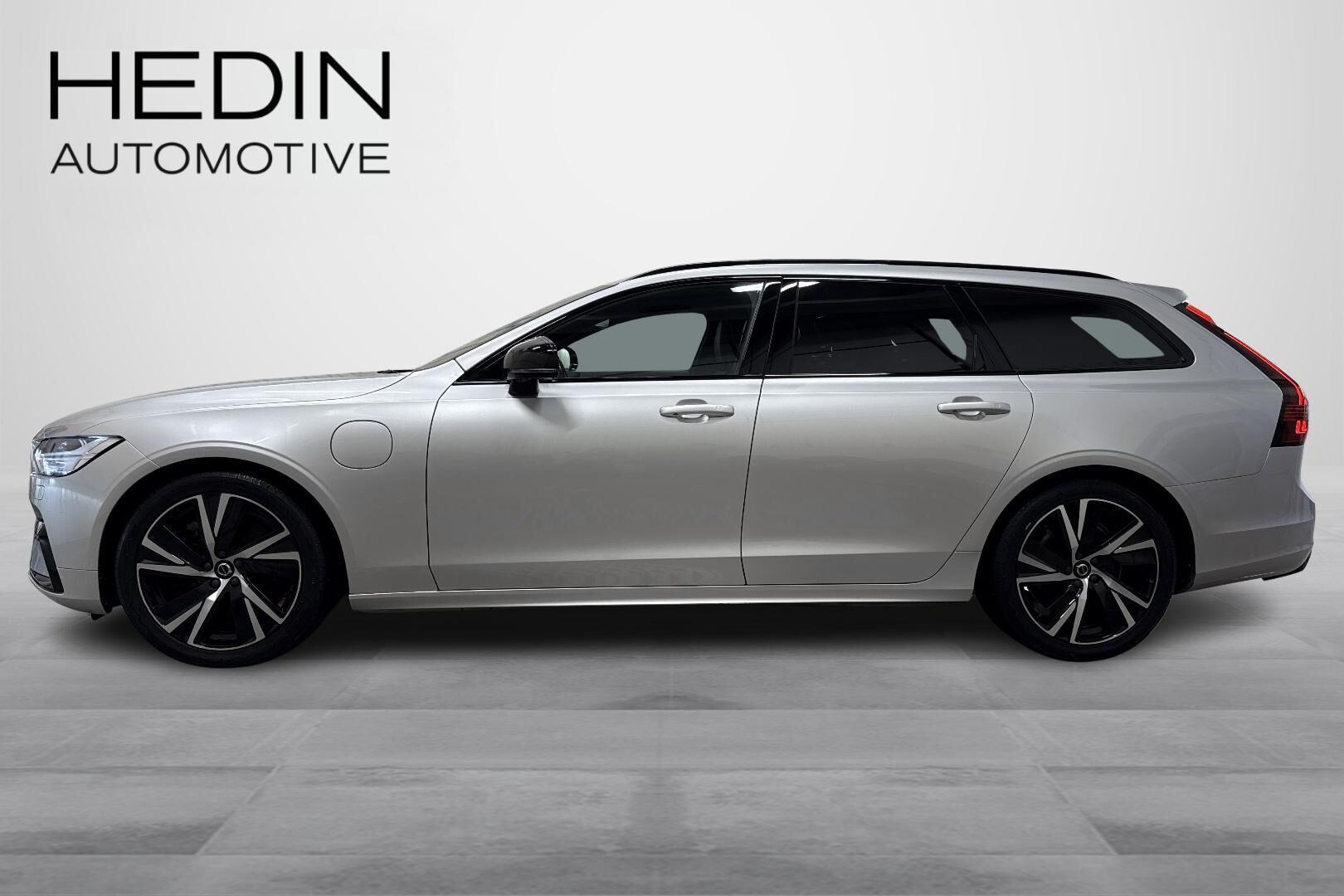 Volvo V90 T8 TwE AWD R-Design aut 2021, bild 6/43