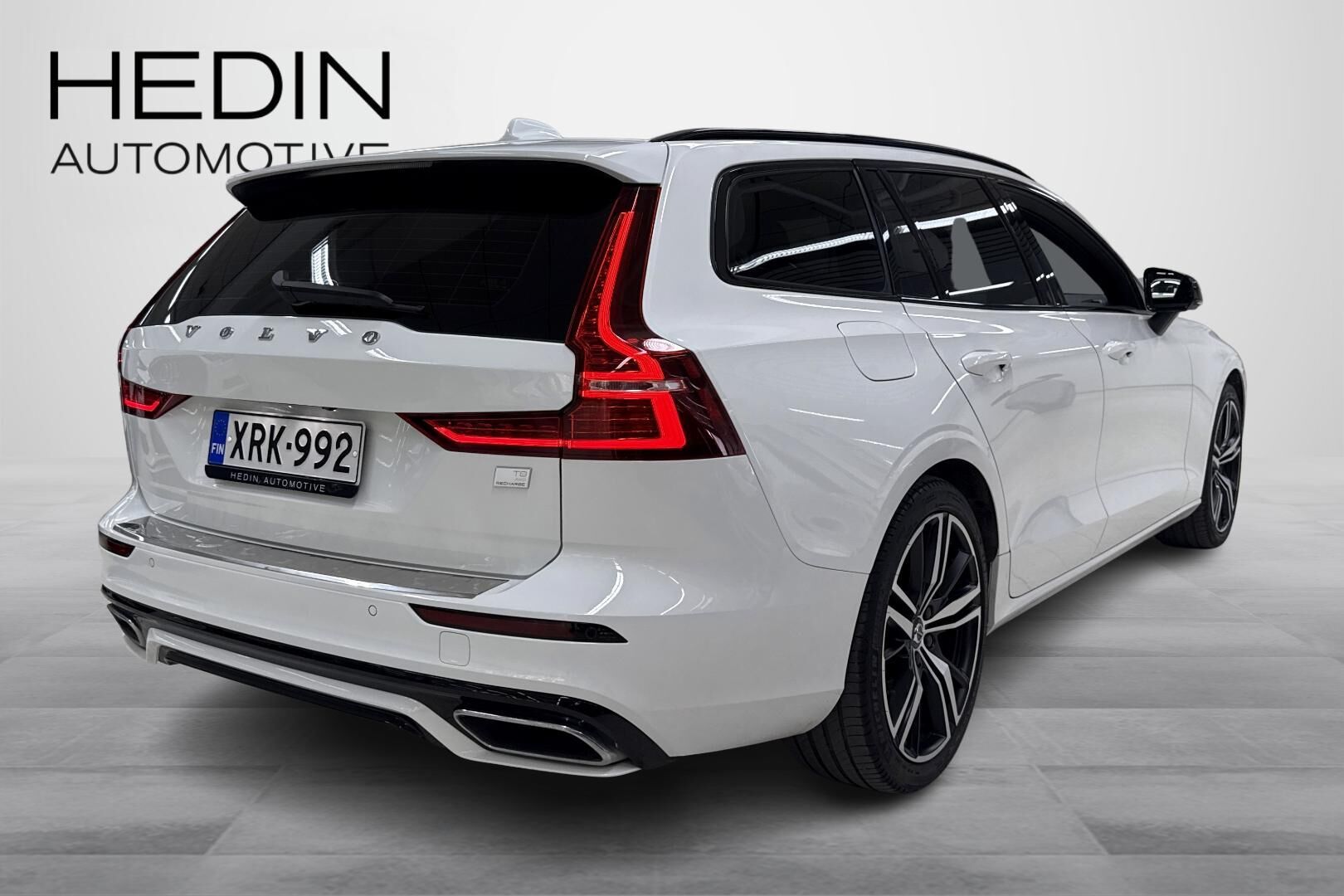 Volvo V60 2022, kuva 3/30