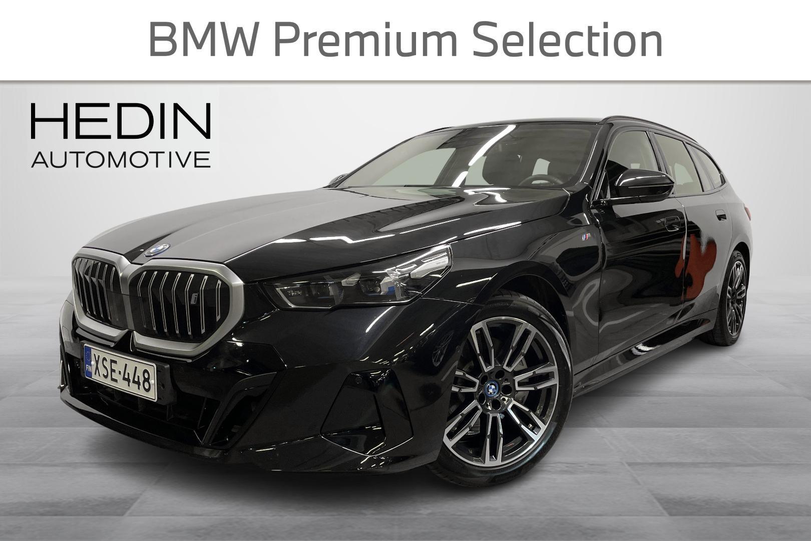 BMW i5 G61 Touring eDrive40 M Sport // Comfort-penkit/ Muisti & tuuletus/ Koukku/ Ajoavustimet ja ACC