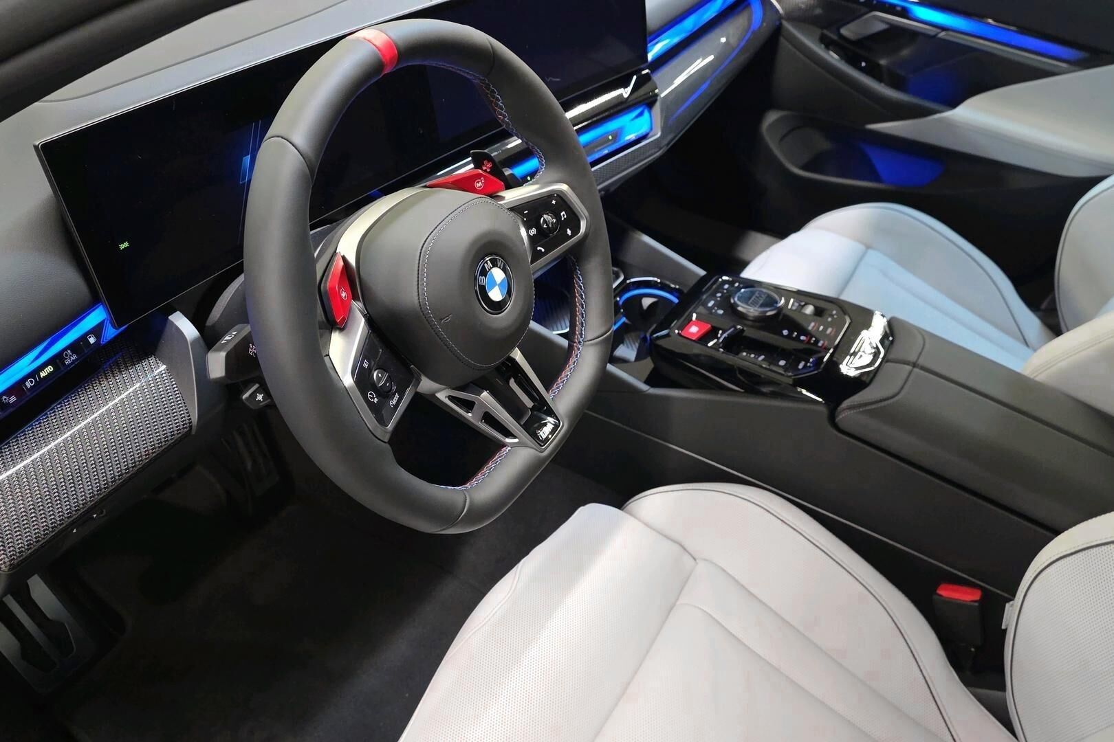 BMW M5 G90 Sedan 2026, kuva 7/23