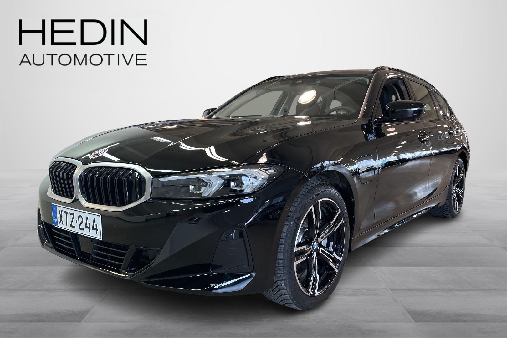 BMW 330 G21 Touring 330e xDrive A Charged Edition