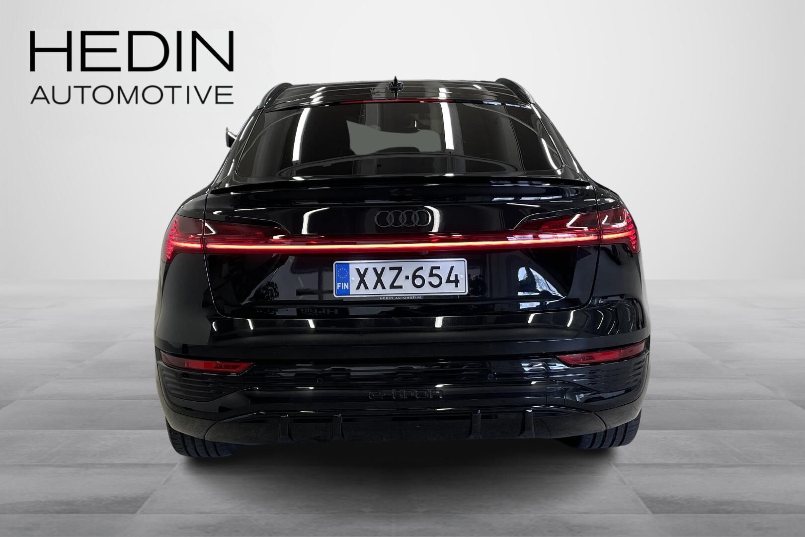 Audi Q8 e-tron 2023, bild 2/30