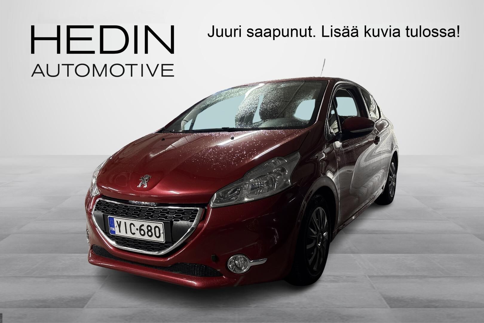 Peugeot 208 - YIC-680