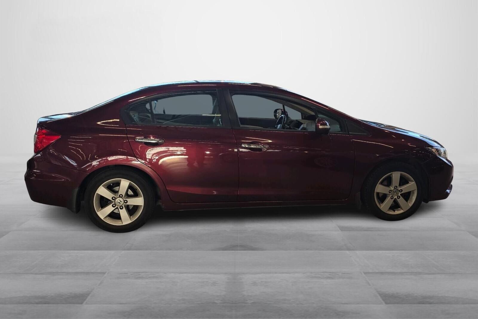 Honda Civic 4D 1,8i Executive AT 2012, photo 4/31