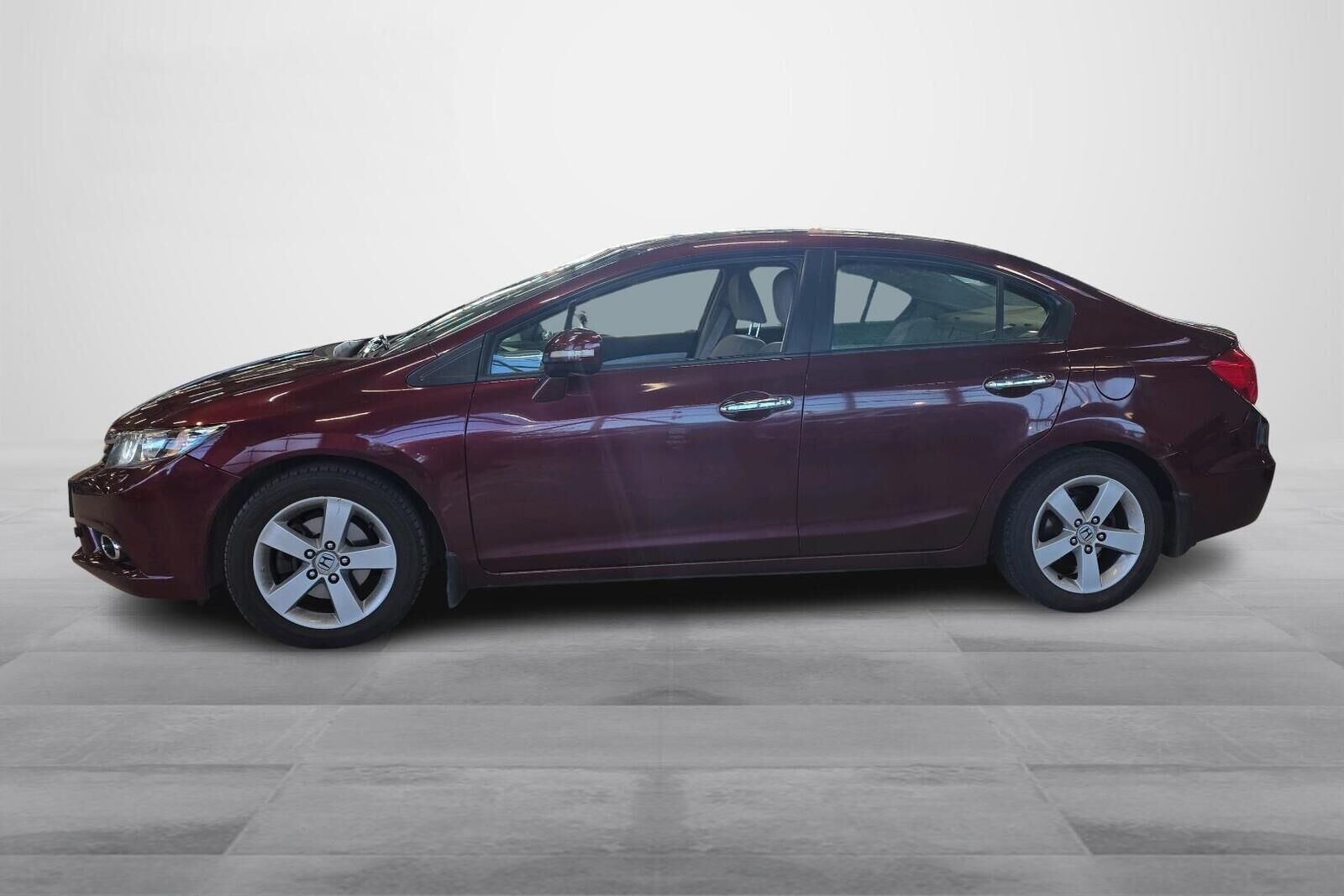 Honda Civic 4D 1,8i Executive AT 2012, photo 5/31