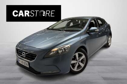 Volvo V40 D2 Kinetic // Webasto / Vakkari / 2x Alut! // - YIK-838