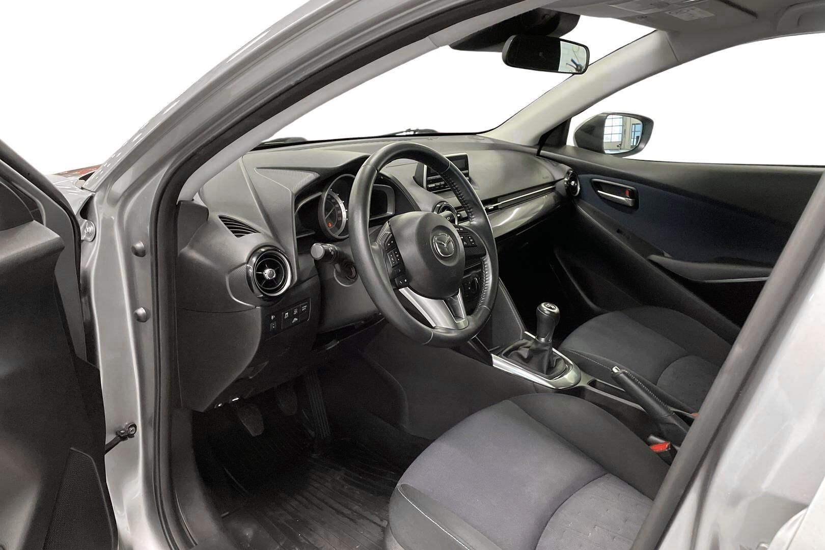 Mazda 2 2017, kuva 7/19