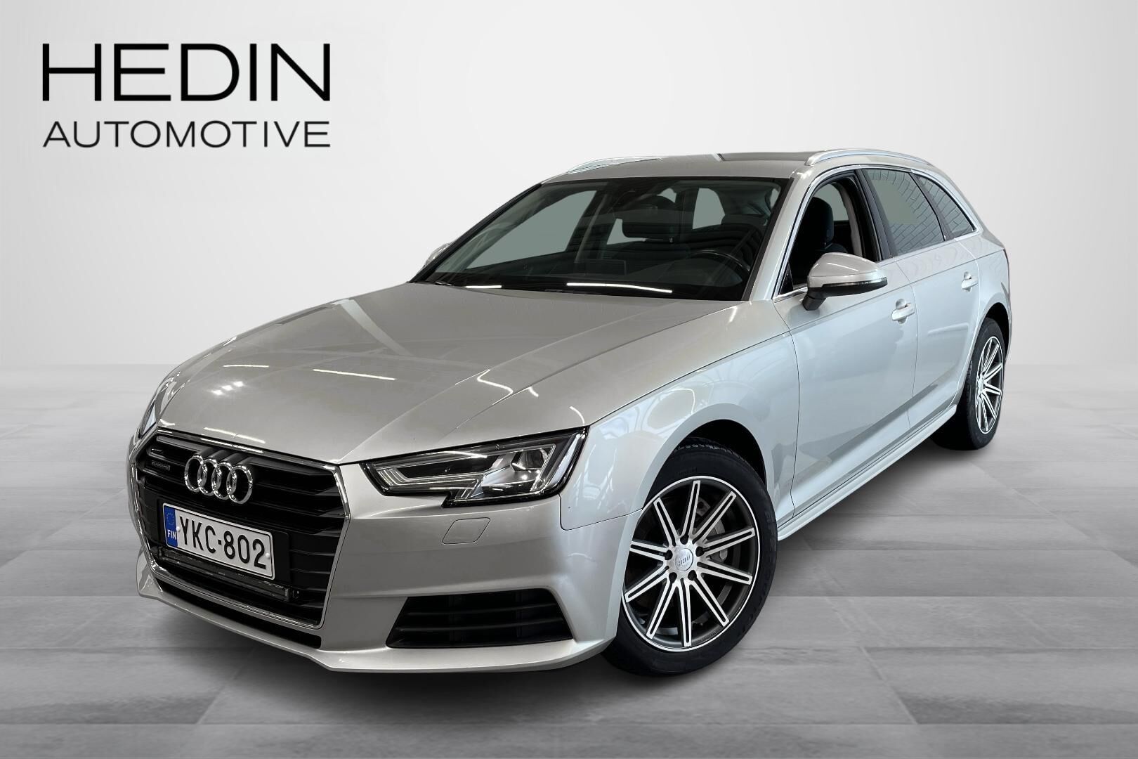Audi A4 - YKC-802