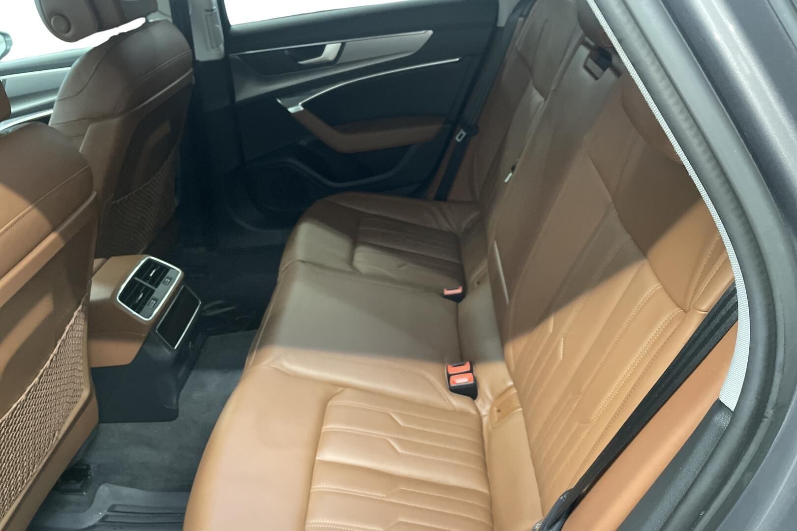 Audi A6 2020, kuva 7/33