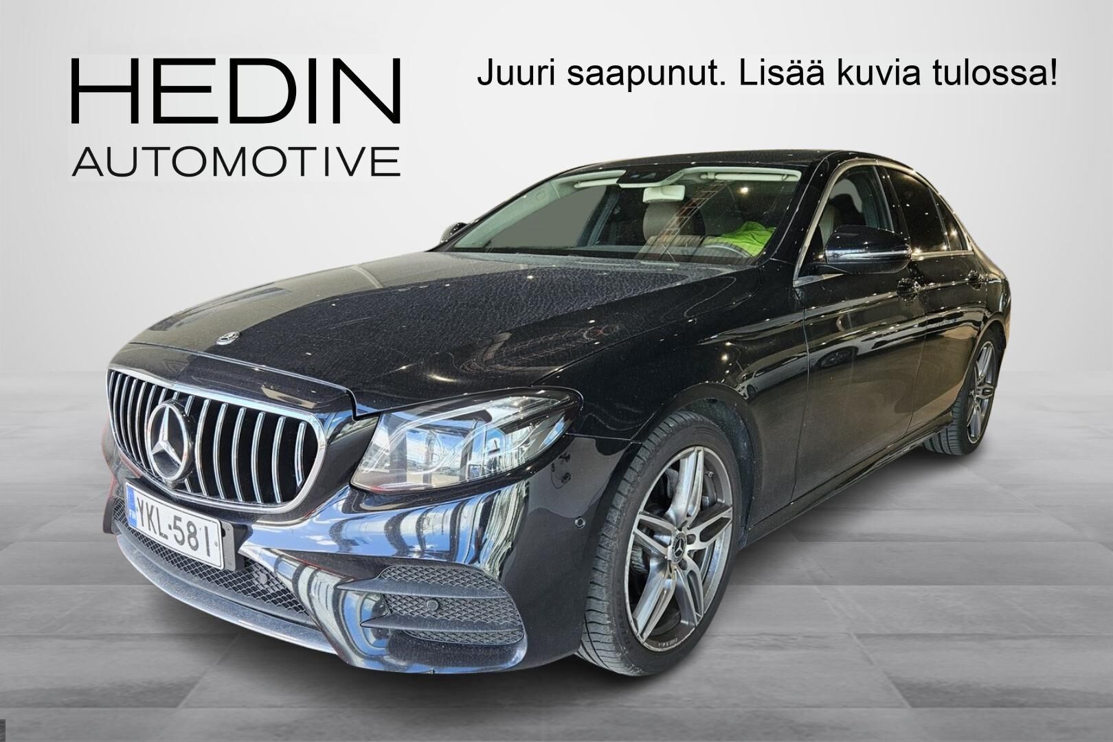 Mercedes-Benz E - YKL-581