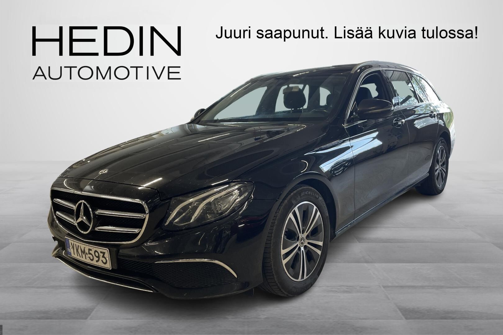 Mercedes-Benz E - YKM-593