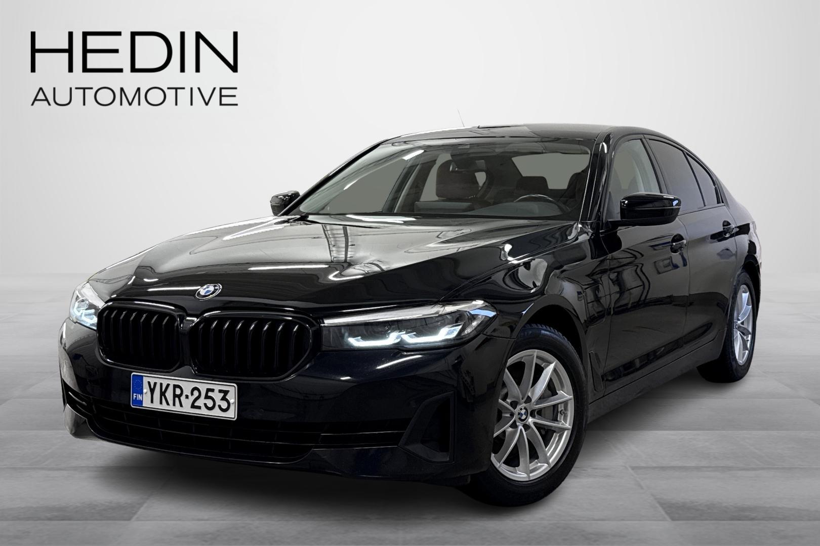 BMW 530 G30 Sedan 530e xDrive A Charged Edition LCi // Navi / Kamera / HiFi / LED / Koukku / Digimittari //