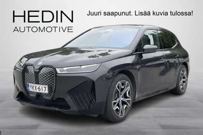 BMW IX xDrive50 Fully Charged - YKX-617