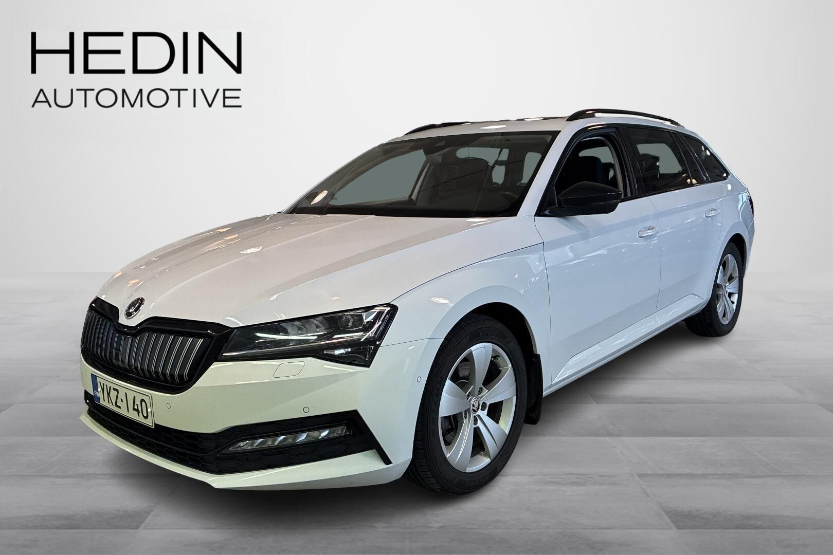 SKODA Superb - YKZ-140