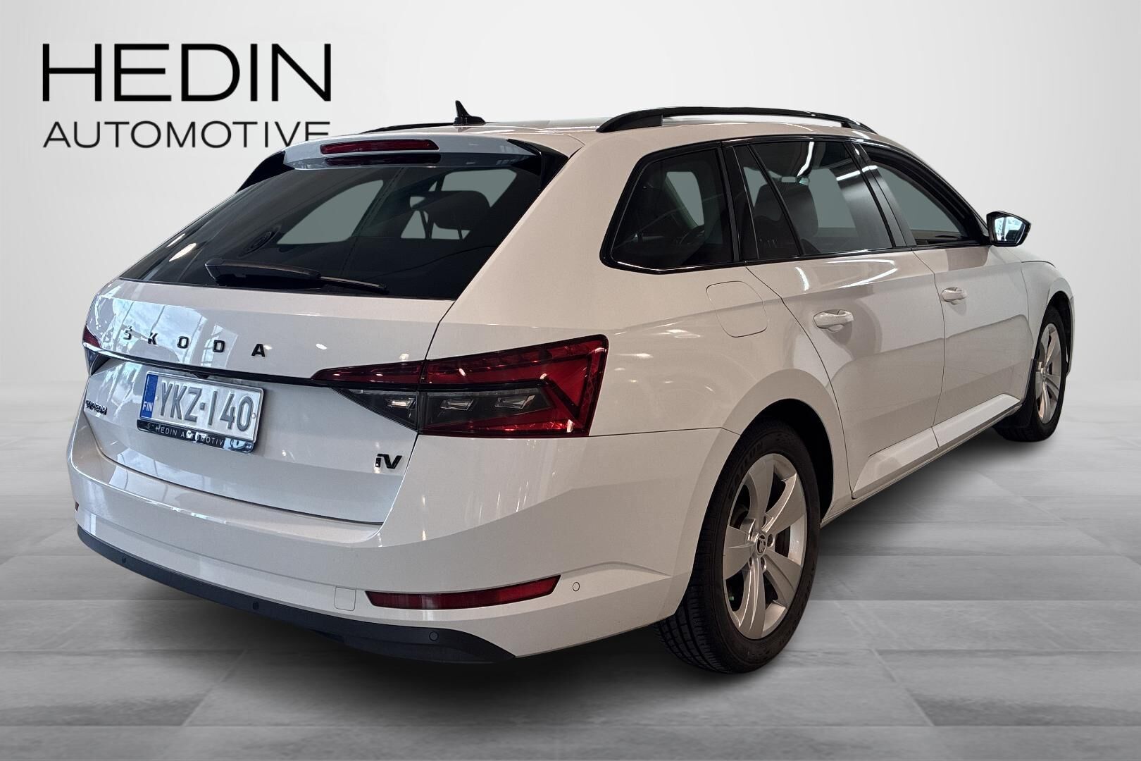 Skoda Superb 2022, kuva 2/18