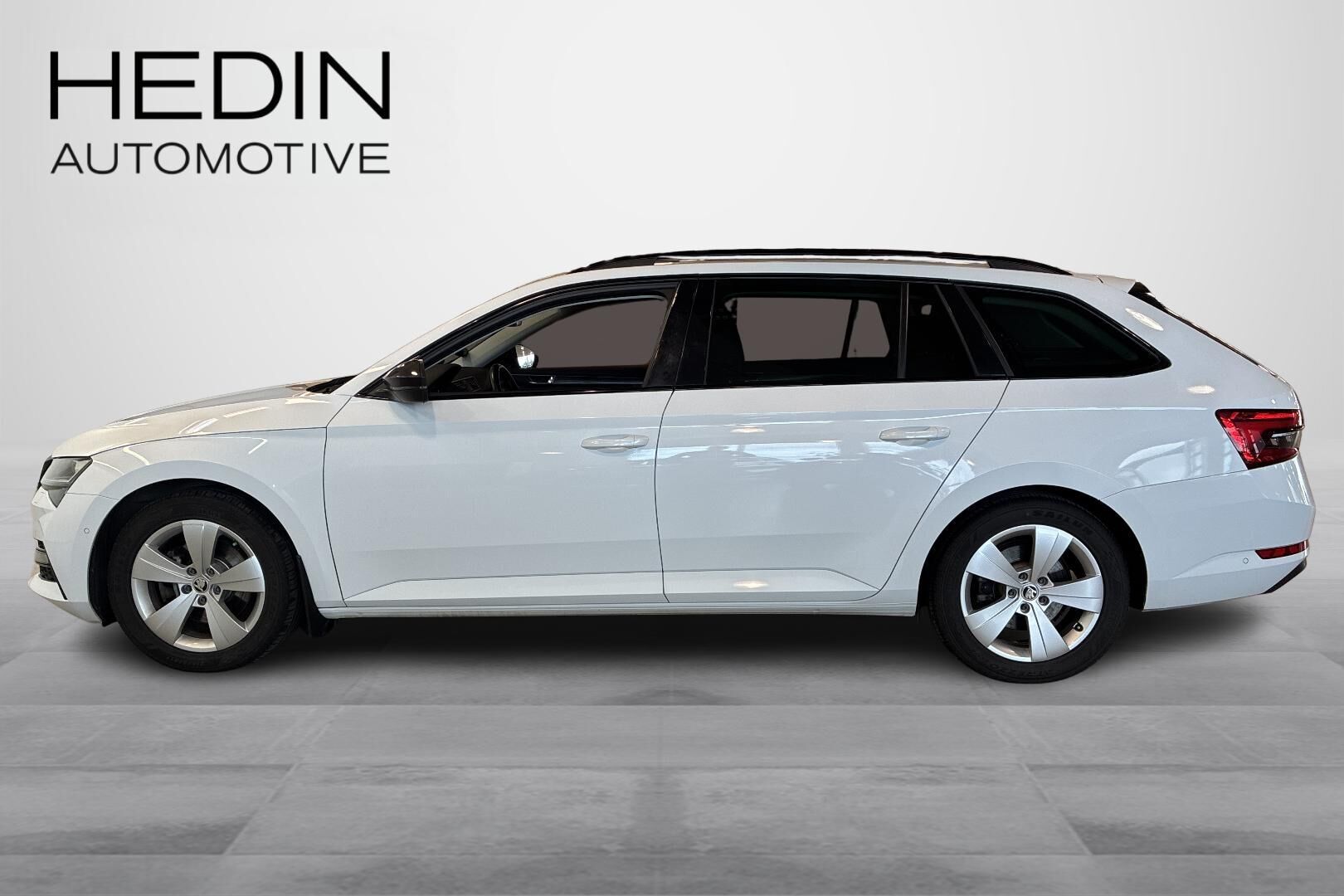 Skoda Superb 2022, kuva 5/18