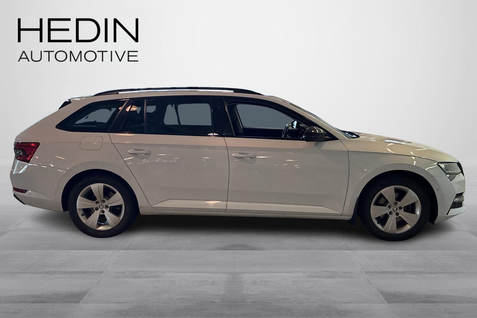 Skoda Superb 2022, kuva 6/18