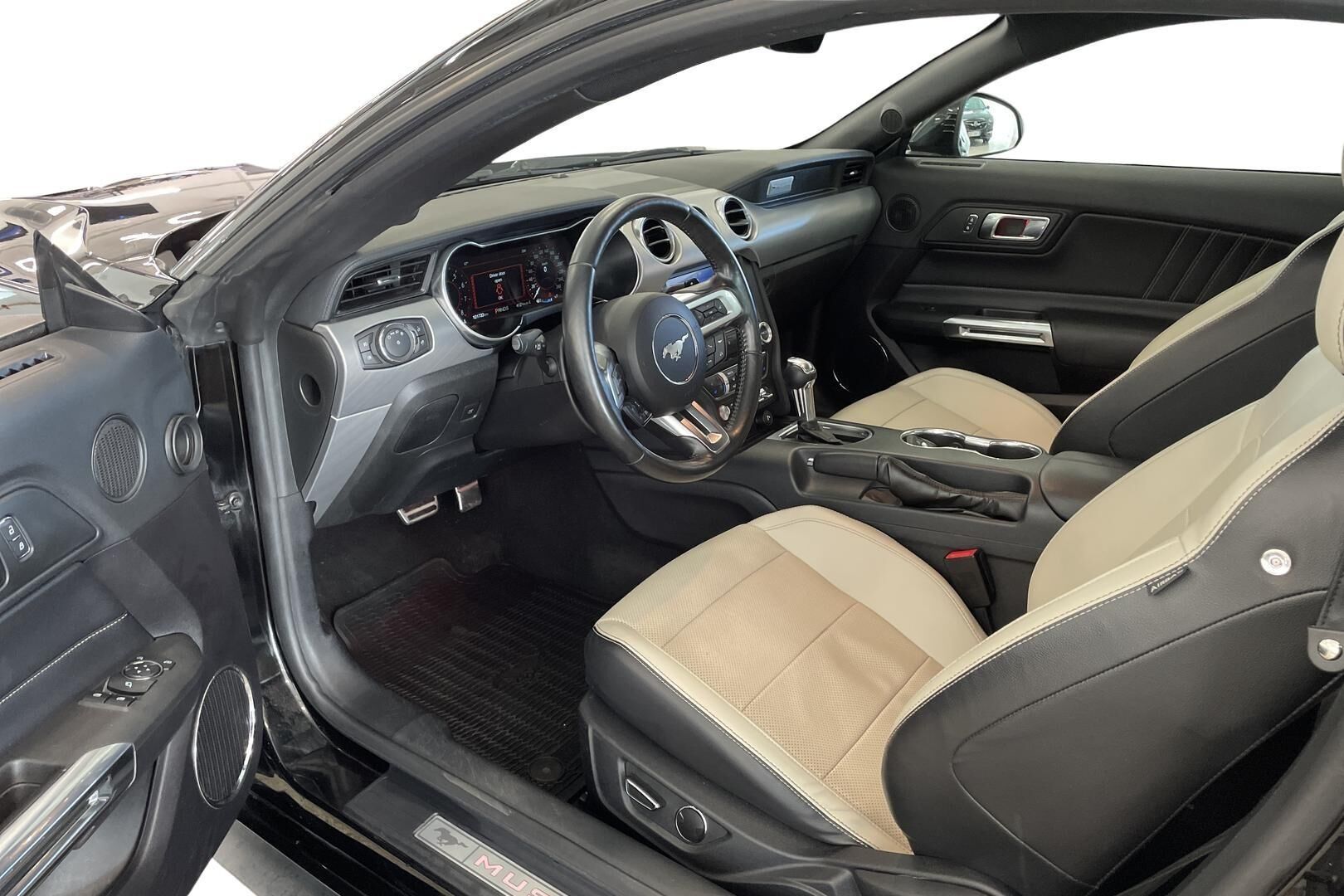 Ford Mustang 2019, kuva 7/20