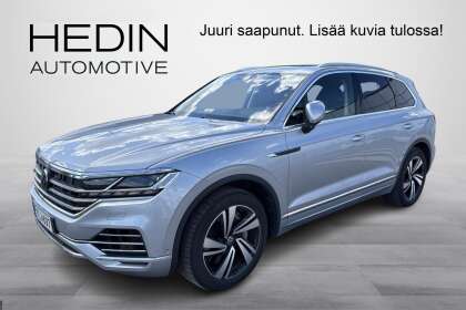 Volkswagen TOUAREG Elegance 4MOTION 3.0 V6 eHybrid 280kW Tiptronic - YLJ-697
