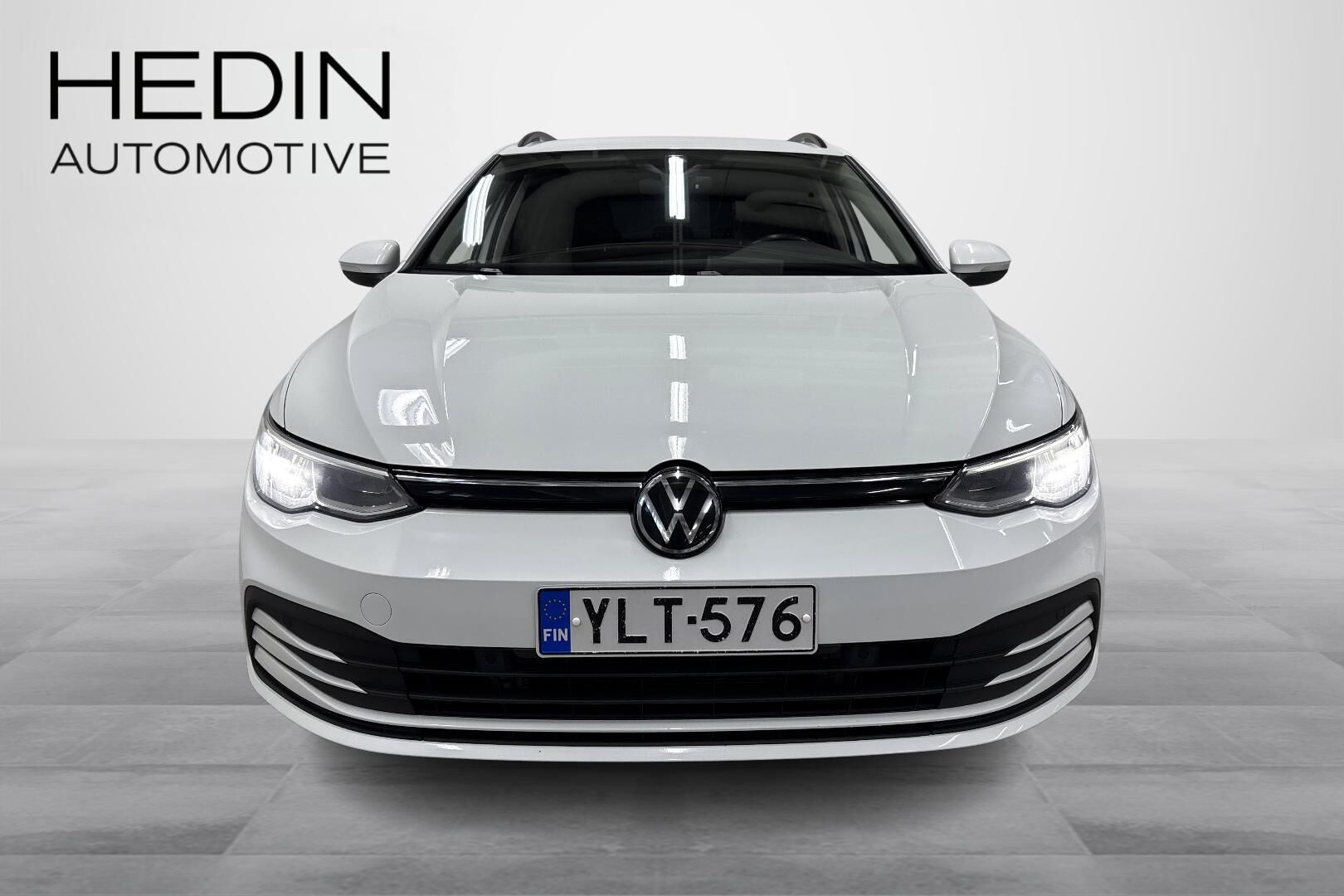 Volkswagen Golf 2023, photo 5/24