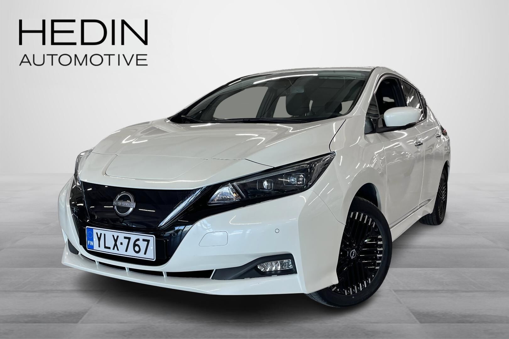 Nissan LEAF - YLX-767