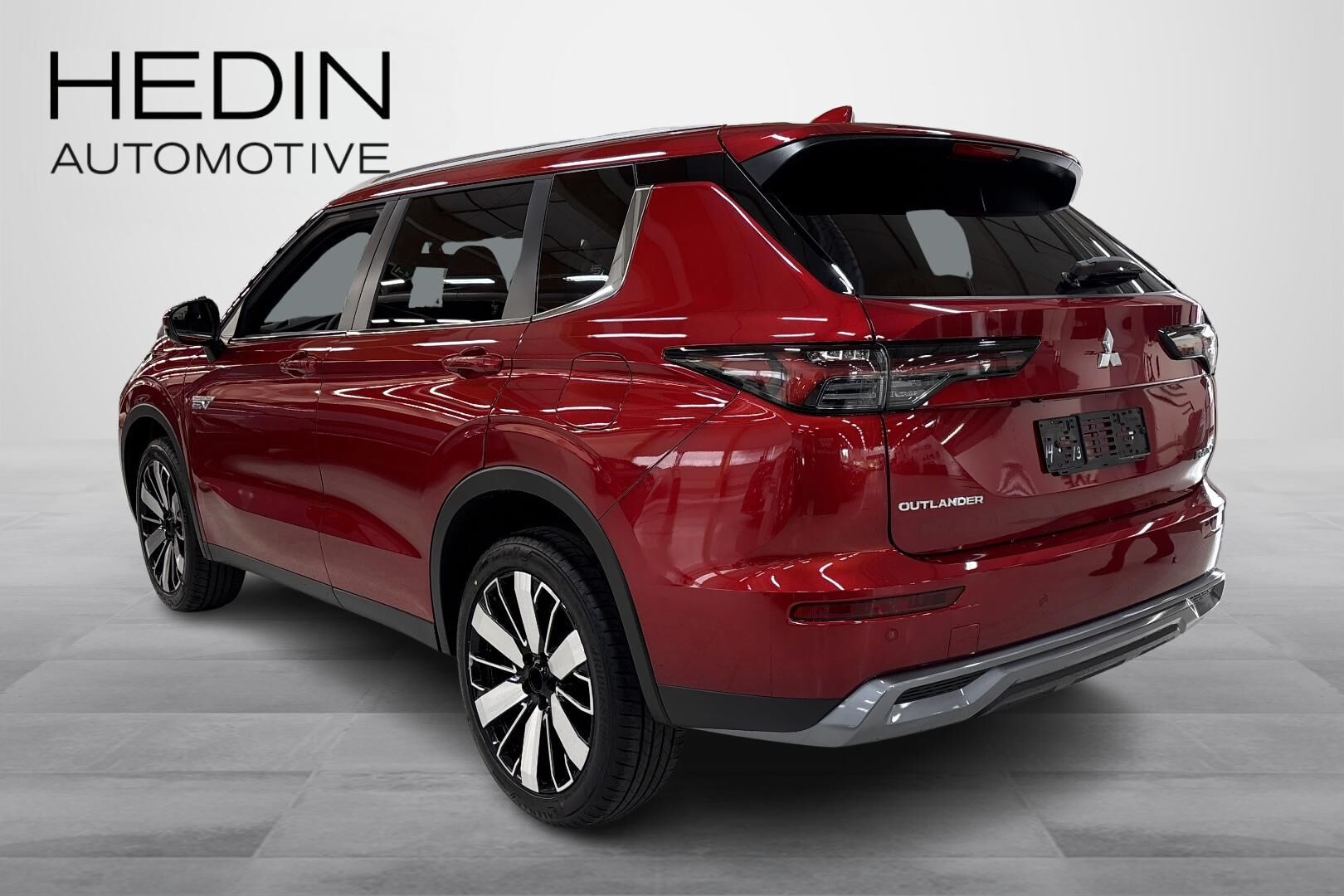 Mitsubishi Outlander 2026, photo 2/13