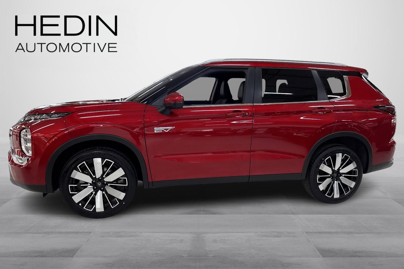 Mitsubishi Outlander 2026, photo 6/13