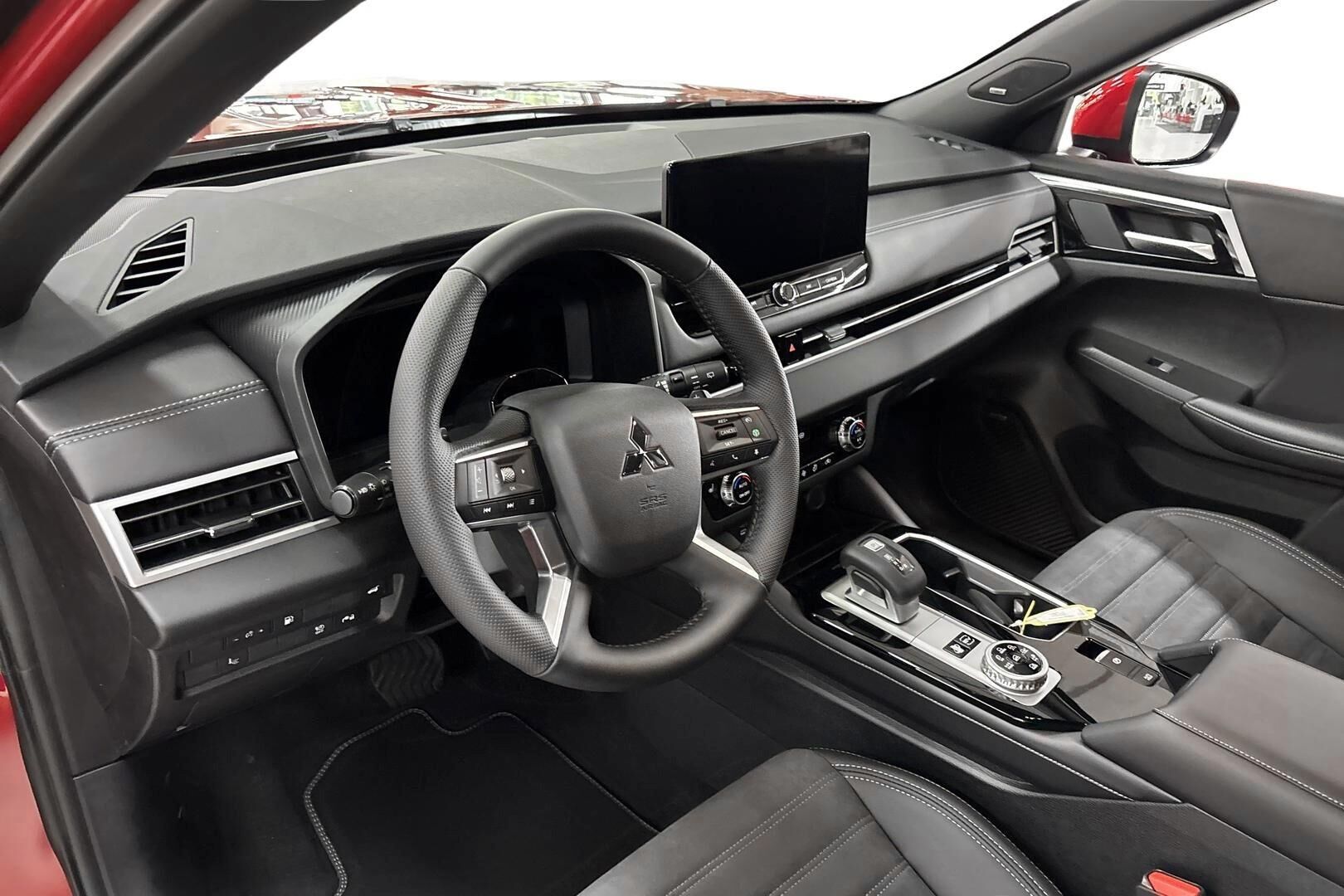 Mitsubishi Outlander 2026, photo 7/13