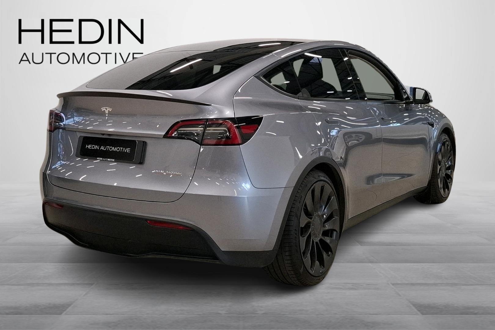 Tesla Model Y Performance AWD 2024, bild 2/29