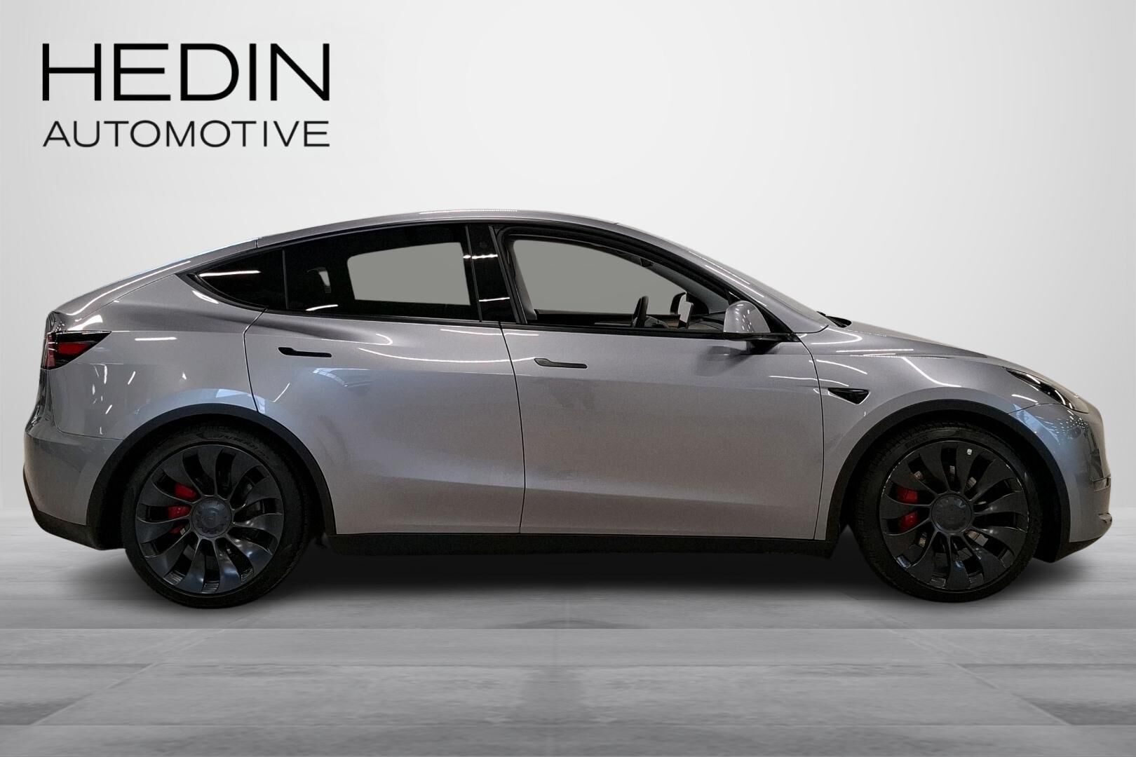 Tesla Model Y Performance AWD 2024, bild 6/29