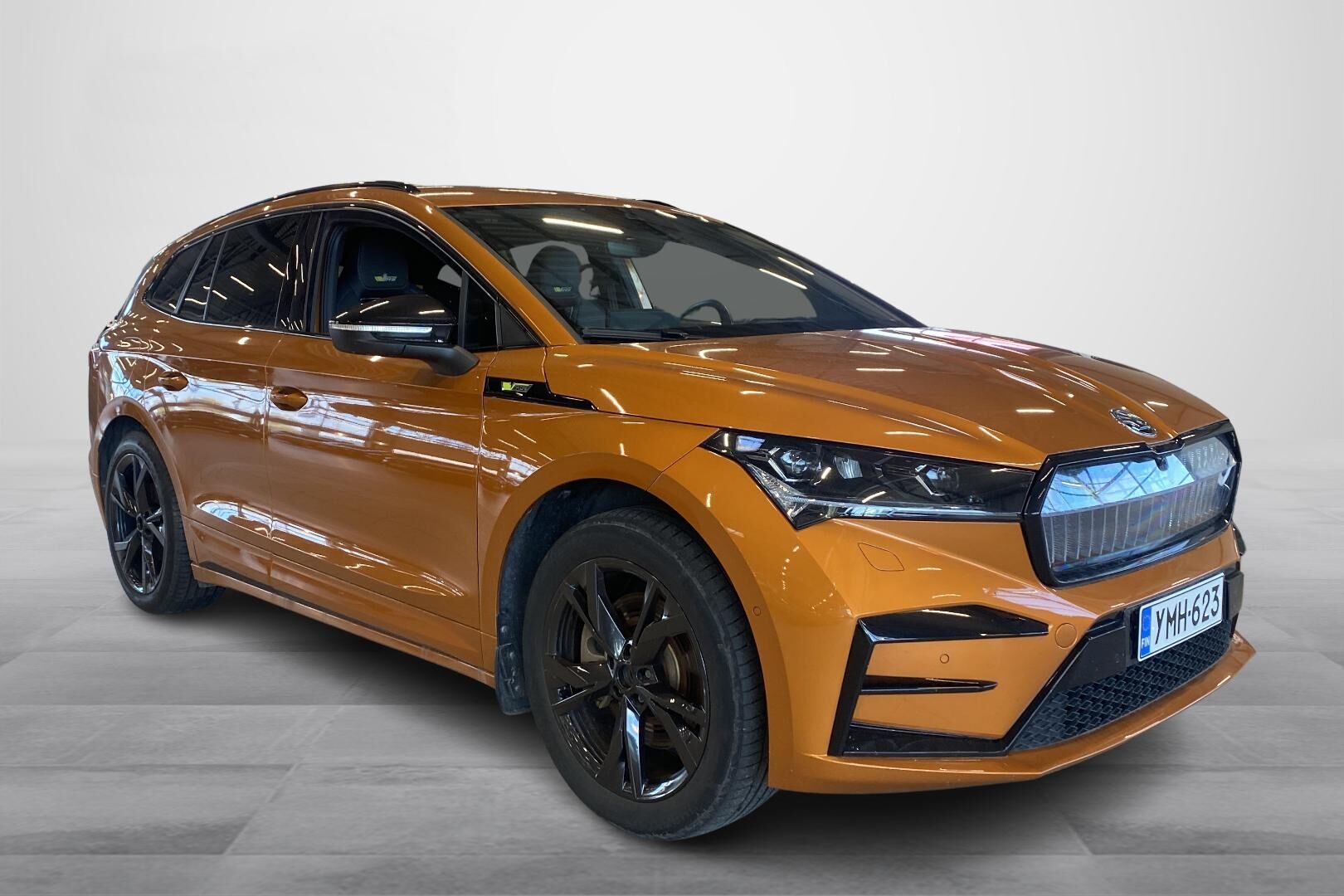 Skoda Enyaq 85x 4x4 RS 2025, kuva 4/28