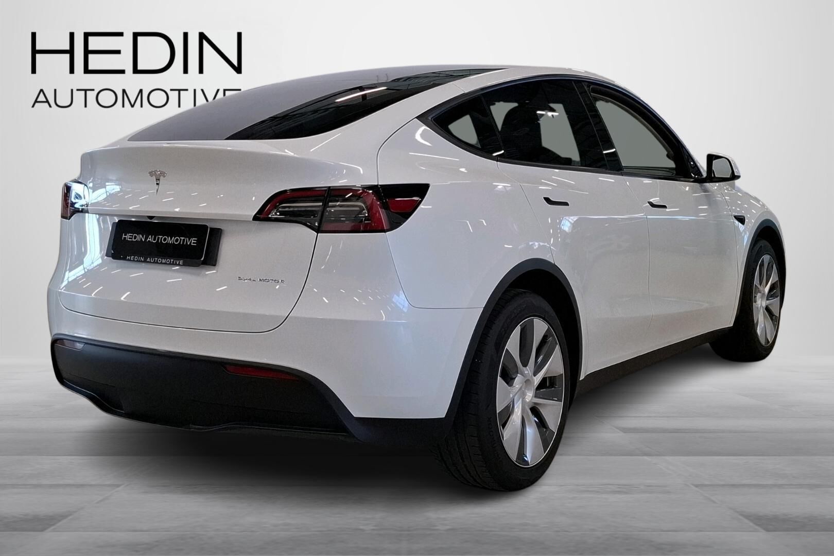 Tesla Model Y Long Range Dual Motor AWD 2023, bild 2/31
