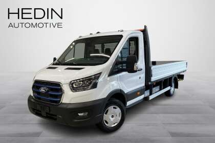 Ford TRANSIT E-Transit Alusta 425 BEV 68 kWh / 135 kW / 184 hv A1 RWD Trend L4 - YMJ-332