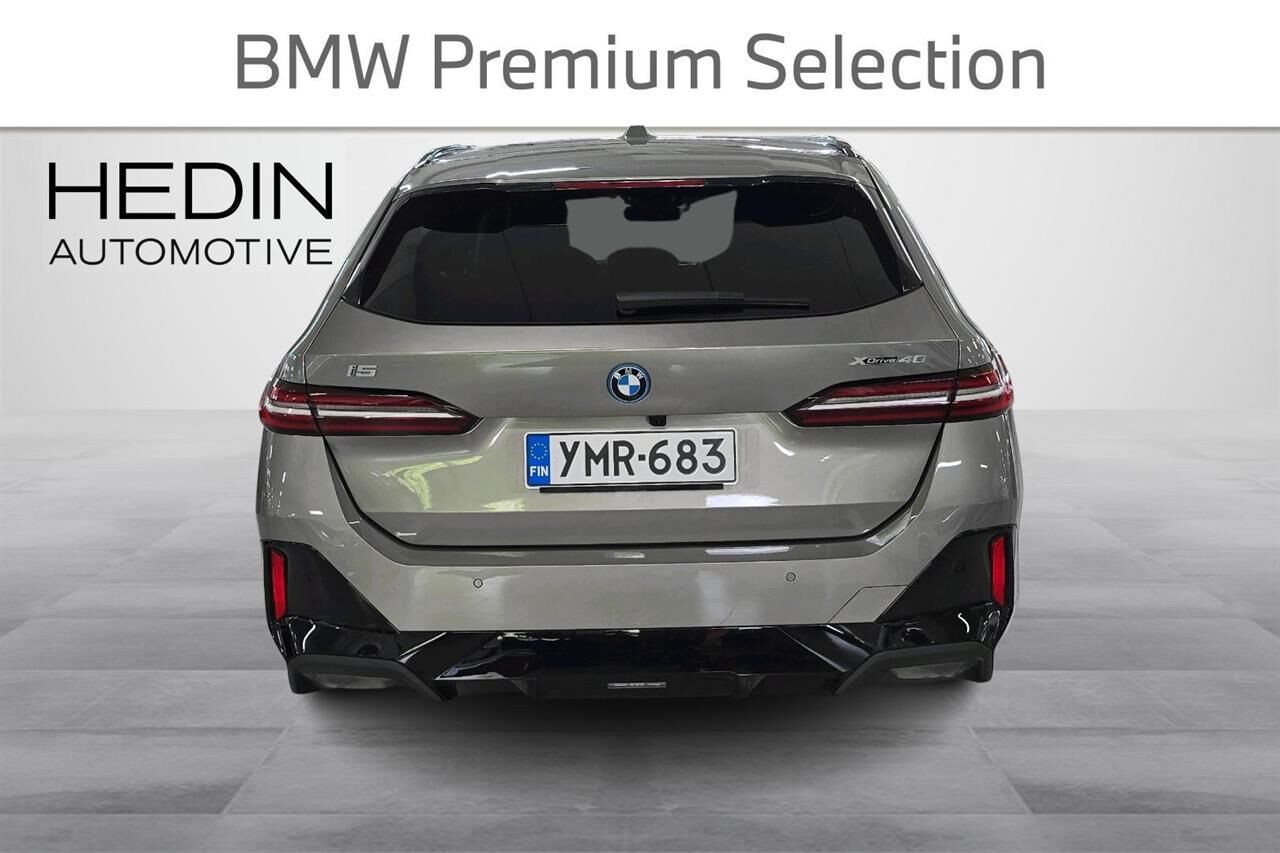 BMW i5 G61 Touring xDrive40 M Sport 2026, photo 4/19