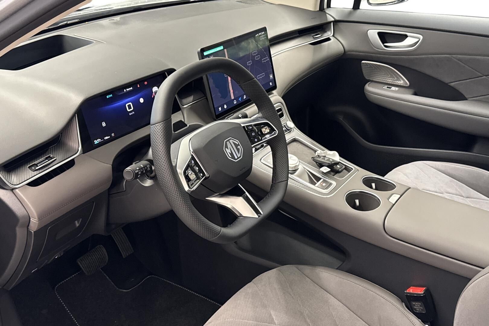 MG MGS6 EV Luxury AWD 2026, kuva 7/33