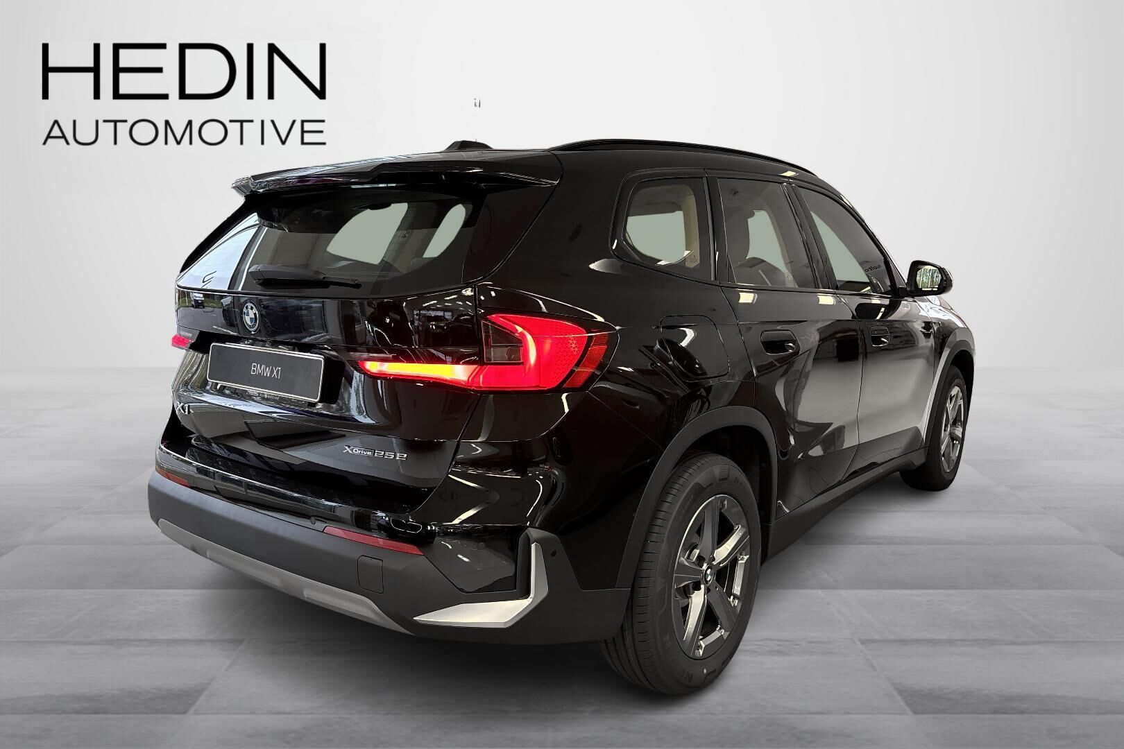 BMW X1 U11 25e A xDrive Charged Plus 2026, kuva 2/23