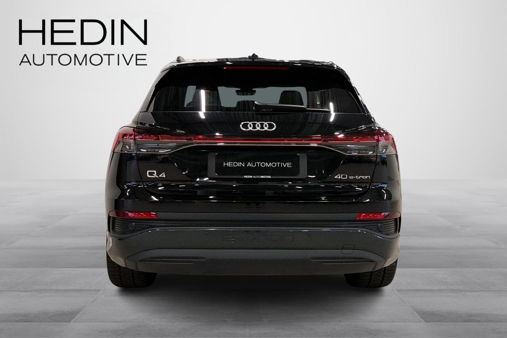Audi Q4 e-tron 40 e-tron S-Line 2023, bild 3/31