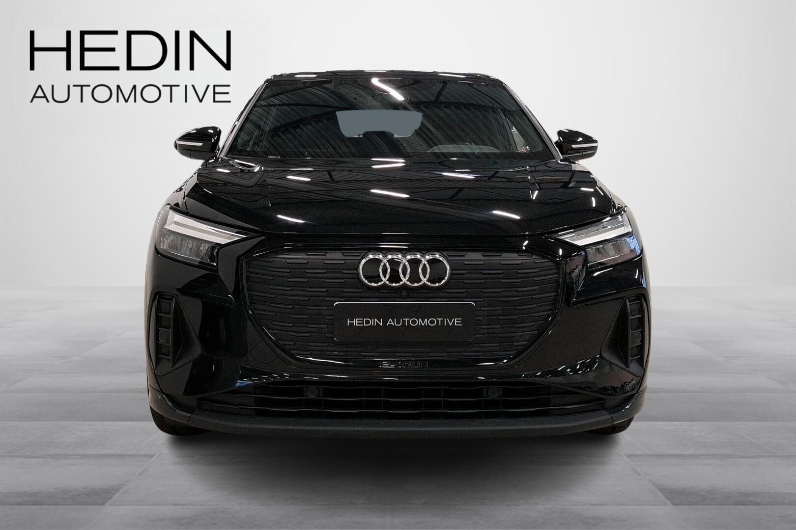 Audi Q4 e-tron 40 e-tron S-Line 2023, bild 4/31