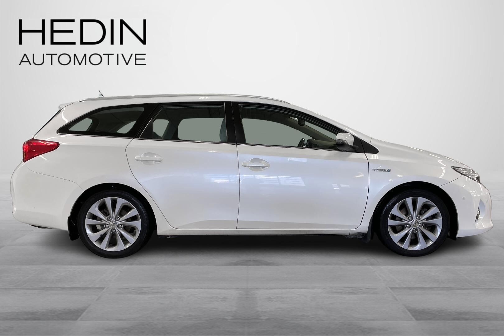 Toyota Auris 2013, photo 6/20