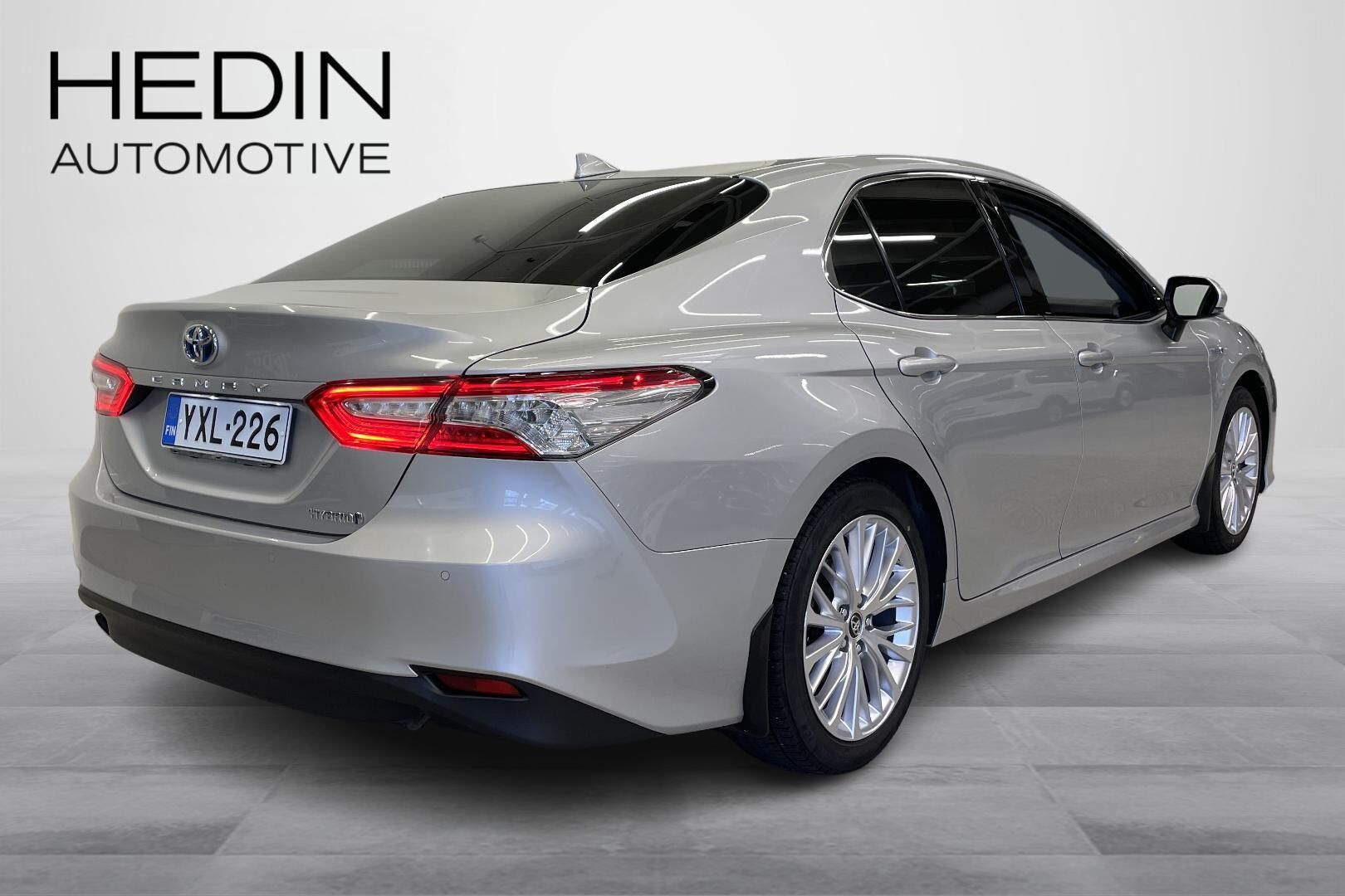 Toyota Camry 2,5 Hybrid Style Edition 2021, photo 2/13