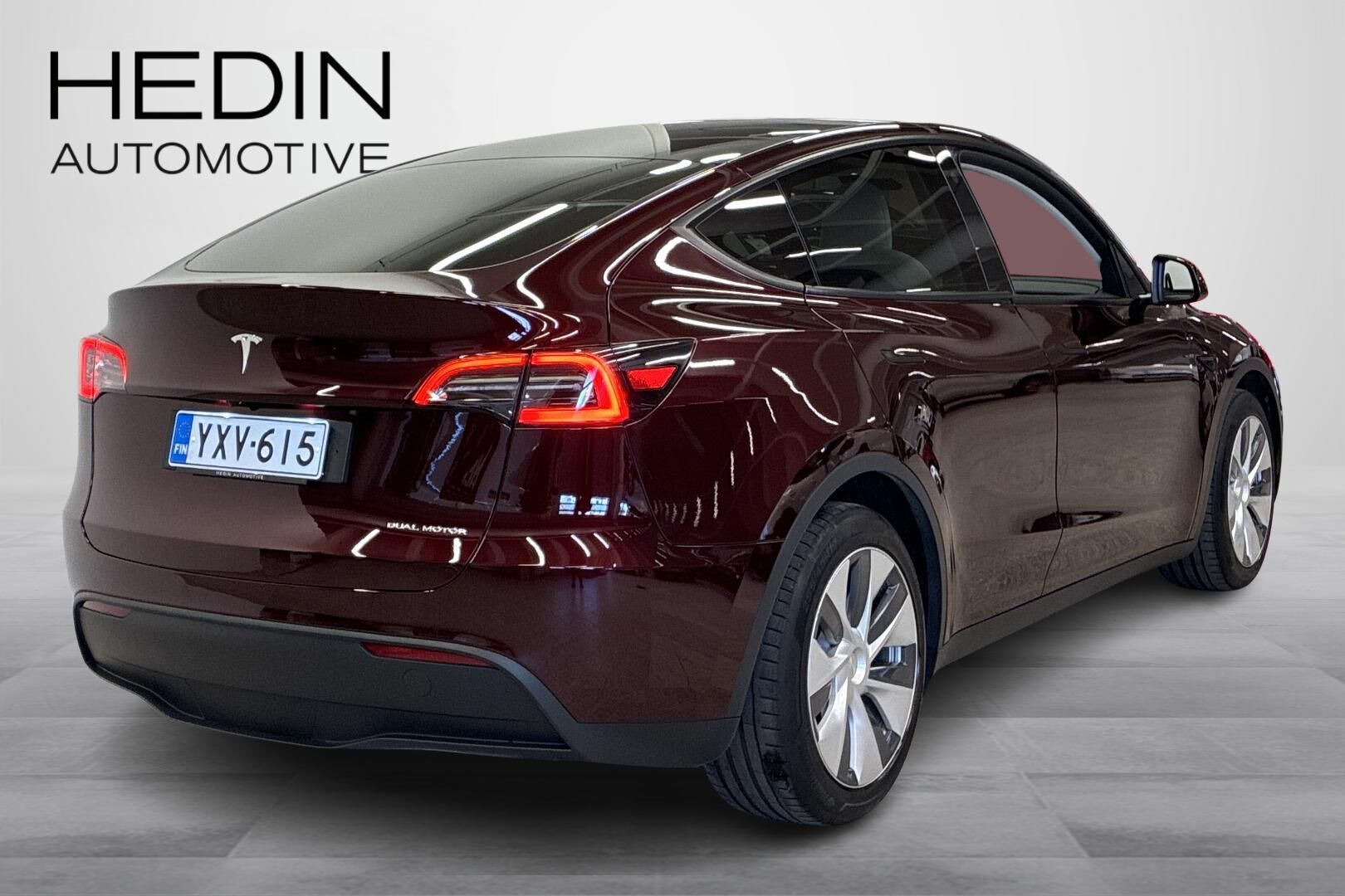 Tesla Model Y Long Range 2024, bild 2/16