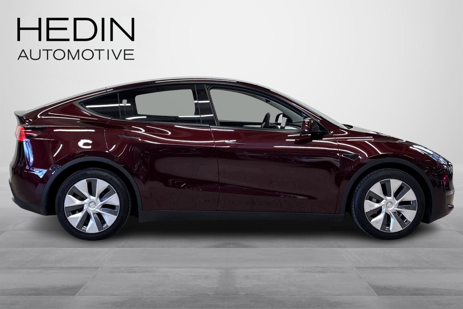 Tesla Model Y Long Range 2024, bild 6/16