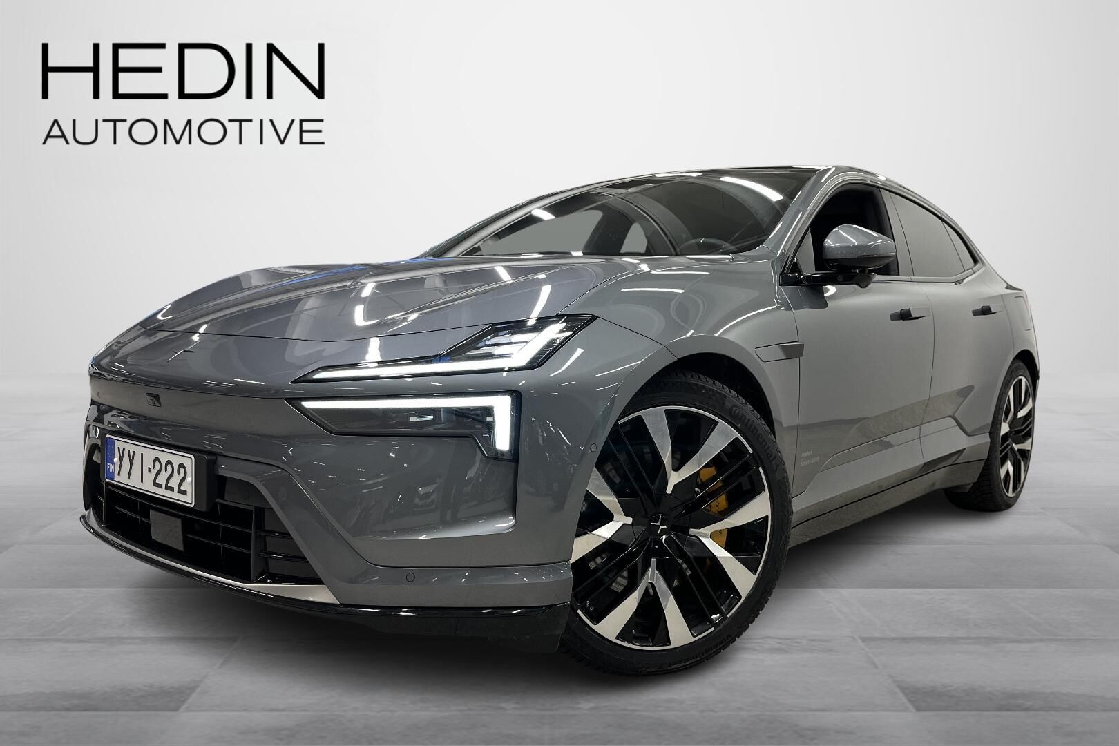 POLESTAR 4 - YYI-222