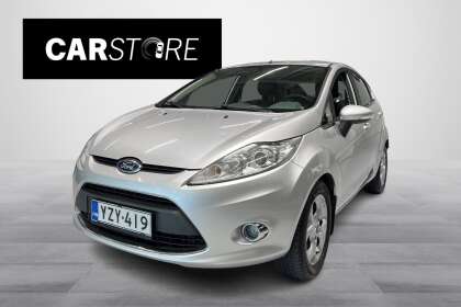 Ford FIESTA 1,25 82 hv Titanium M5 5-ovinen - YZY-419